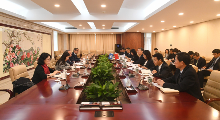 Yang-Sheng-meets-wit...